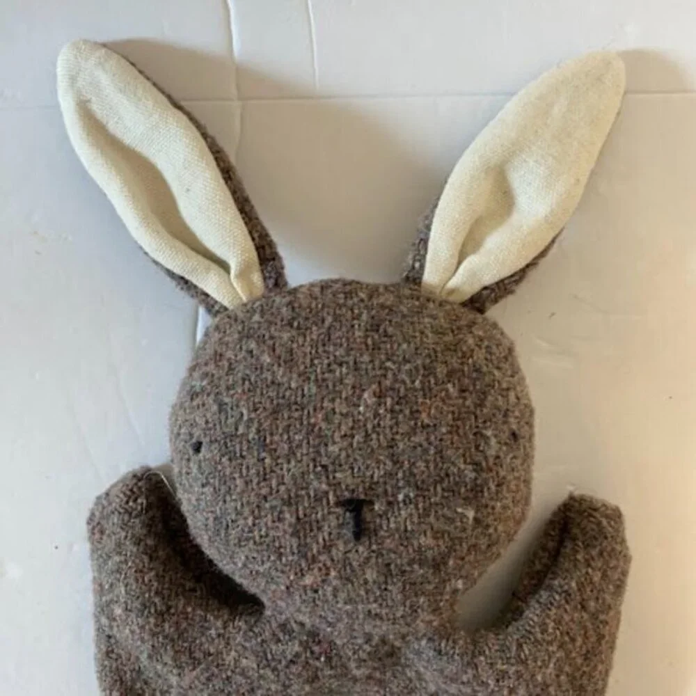 Quistitine Wool Bunny Rabbit Brown Tweed  Hand Puppet - One Size - Picture 3 of 6